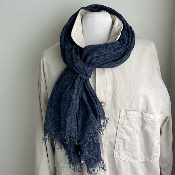 Acne Studios Linen Scarf - navy/ periwinkle made in Italy. EUC! - Picture 4 of 6
